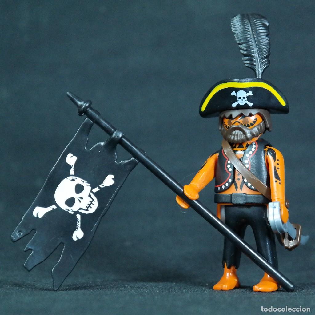 Playmobil: Playmobil pirata con bandera☼