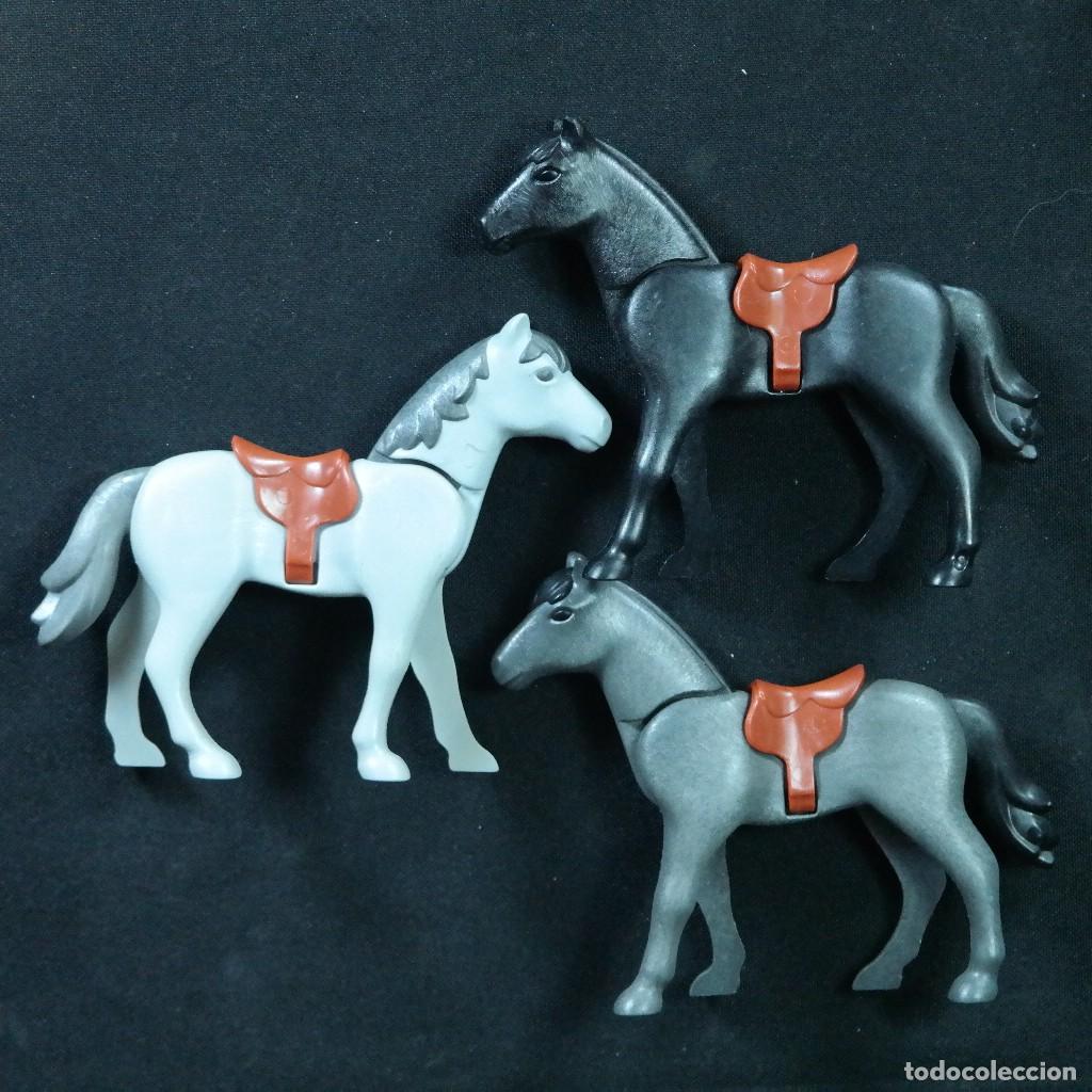 Playmobil: Playmobil 3 caballos ☼