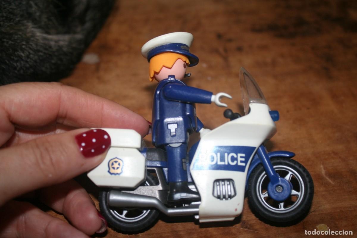 Playmobil: mu&ntilde;eca mu&ntilde;eco playmobil policia moto pedido minimo 5e