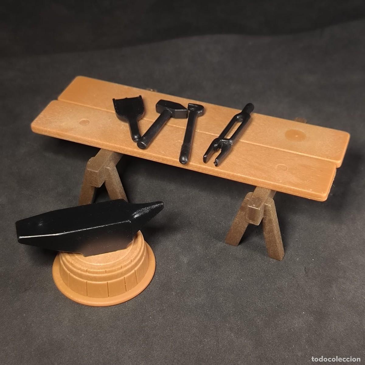 Playmobil: Playmobil yunque con caballetes con tablas ☼