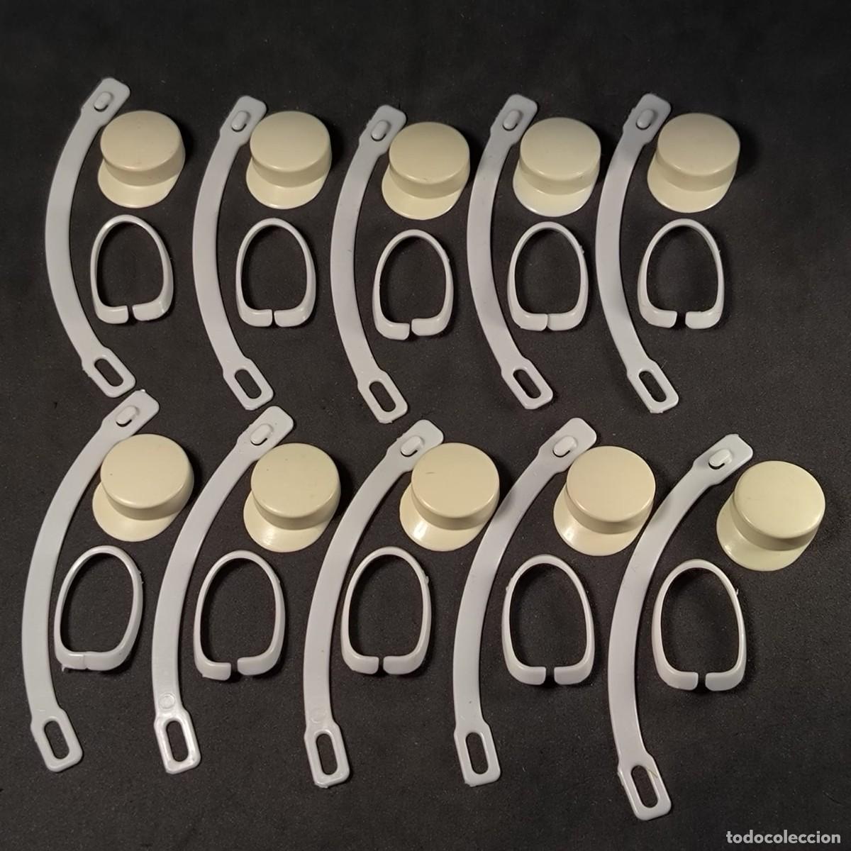 Playmobil: Playmobil accesorios blancos cinturones y gorros ☼