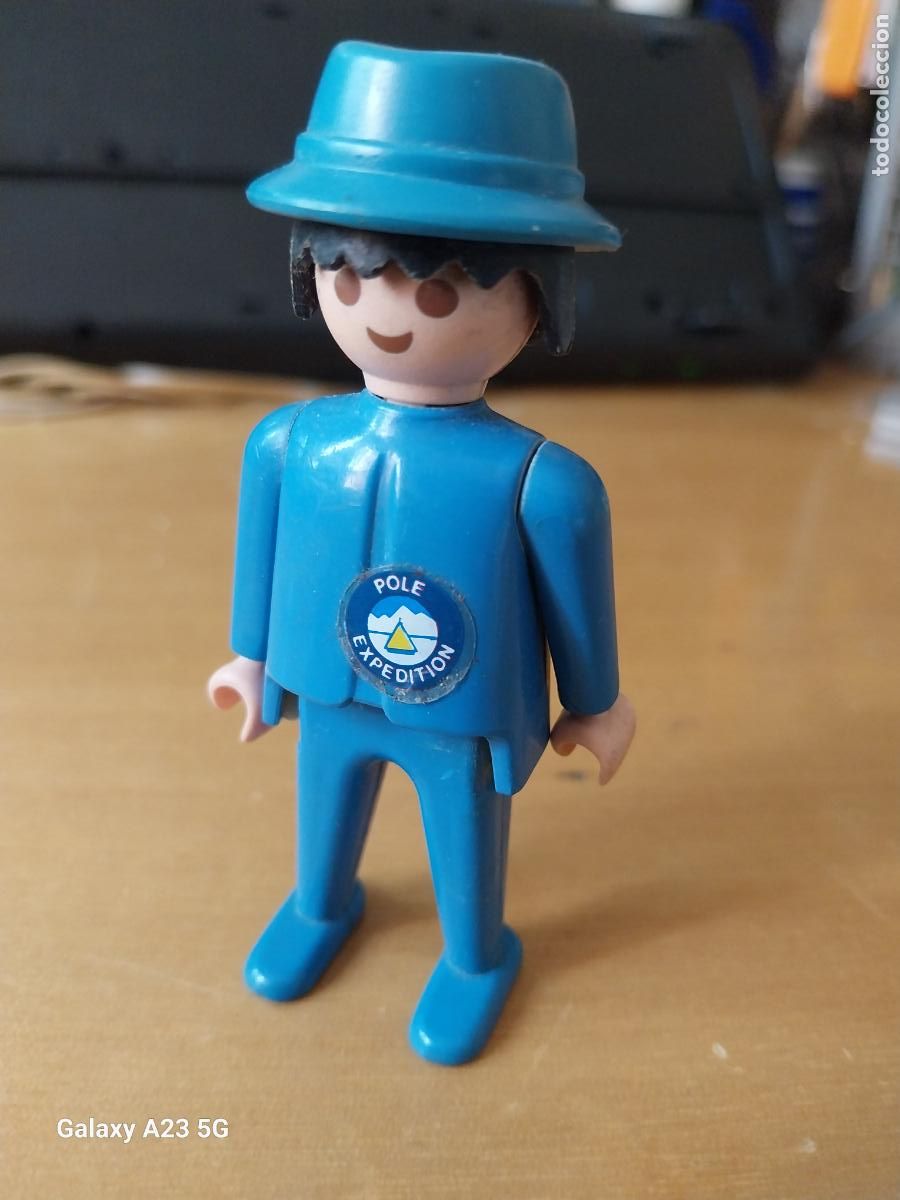Playmobil: PLAYMOBIL GEOBRA 1974 AZUL MANOS M&Oacute;VILES SOMBRERO SOLDADO O SIMILAR ORIGINAL