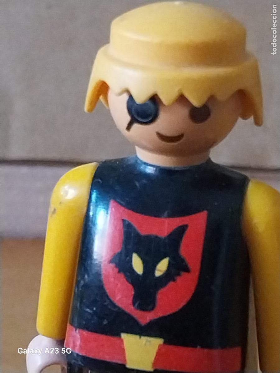 Playmobil: PLAYMOBIL SOLDADO CABALLERO MEDIEVAL VIKINGO LOBO EN PECHO FIGURA ORIGINAL