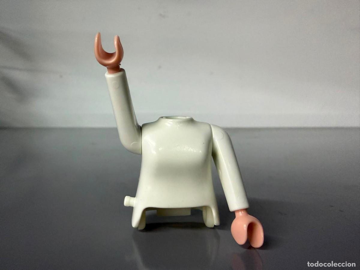 Playmobil: playmobil cuerpo recambio mujer blanco con pivote cartuchera + 2 brazos blancos,, pinza no incluida-