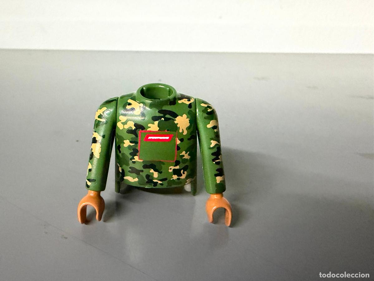 Playmobil: playmobil lote cuerpo + dos brazos camuflaje militar - pinza no incluida-
