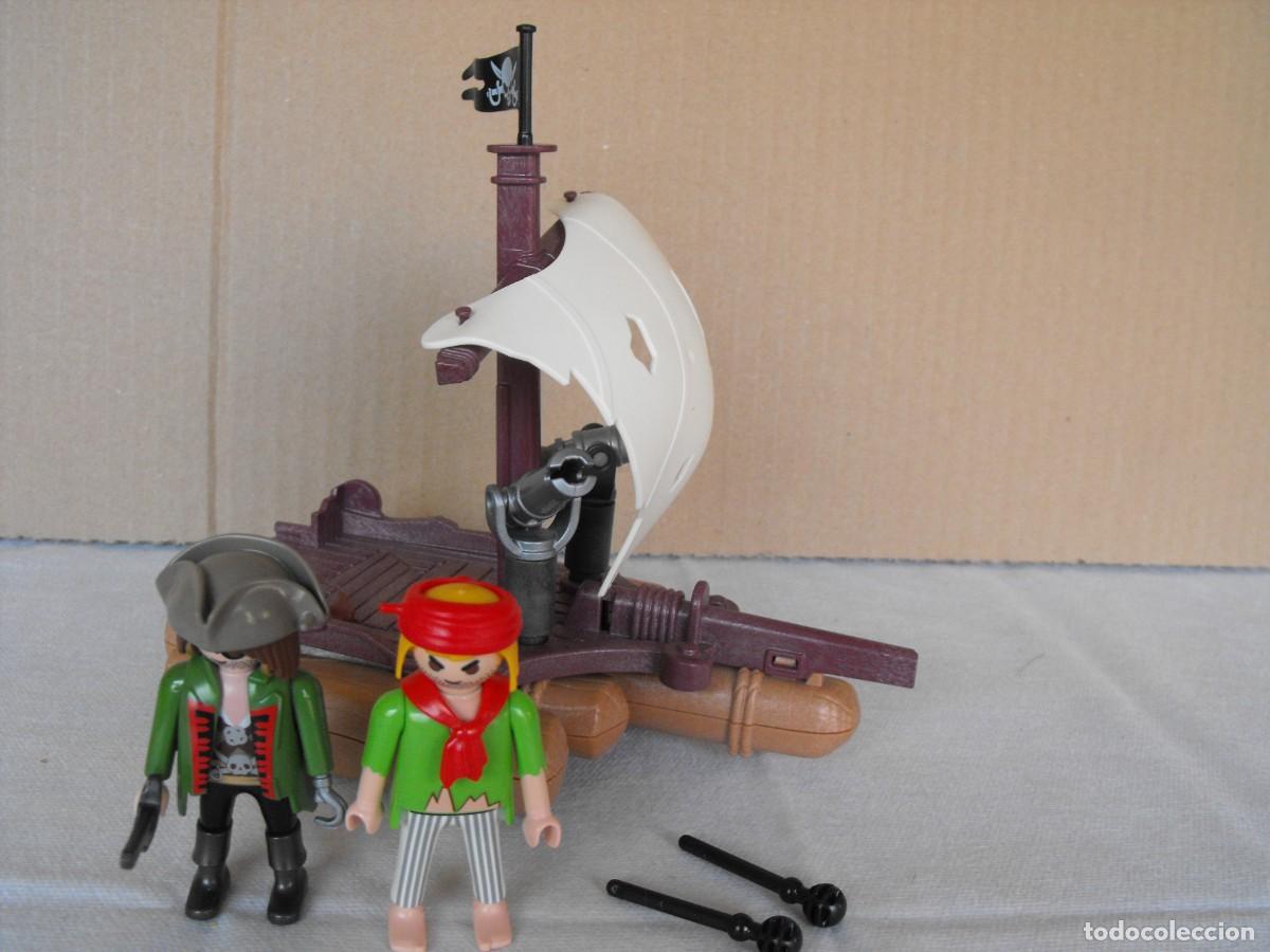 Playmobil: PLAYMOBIL. Balsa con piratas. Ref. 6682.
