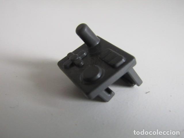 Playmobil: DIFICIL PIEZA CONTROL MANGUERAS ESCALER CAMION BOMBEROS PLAYMOBIL