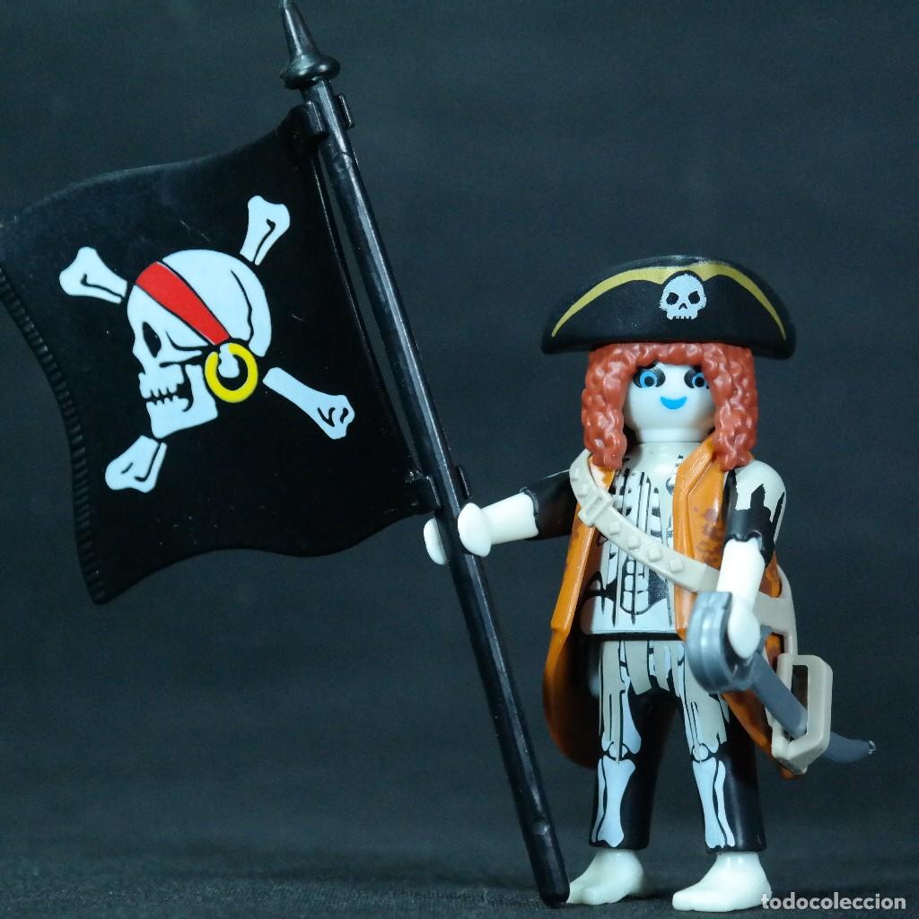 Playmobil: Playmobil pirata con bandera ☼