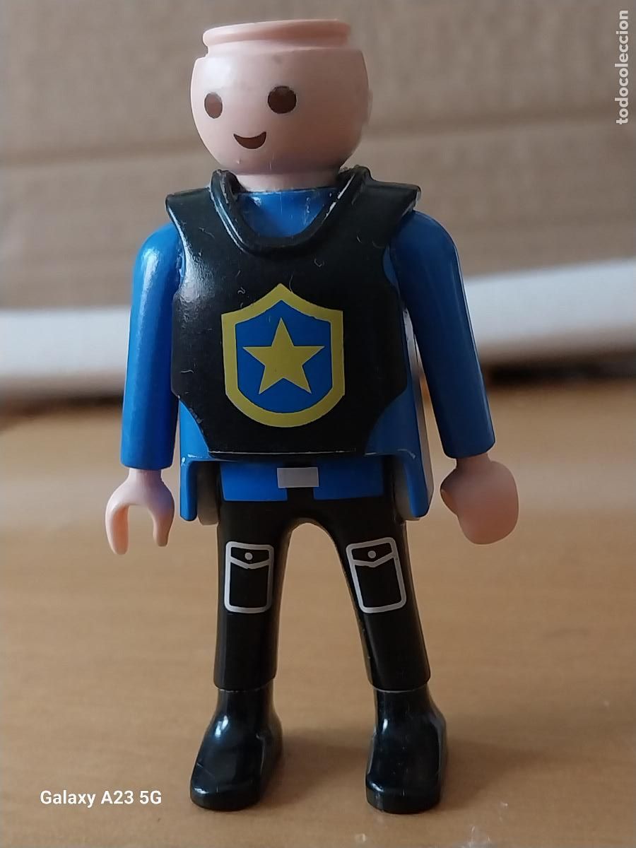 Playmobil: PLAYMOBIL FIGURA SOLDADO POLICIA PECHO ESTRELLA PLACA SIN PELO GEOBRA 1997