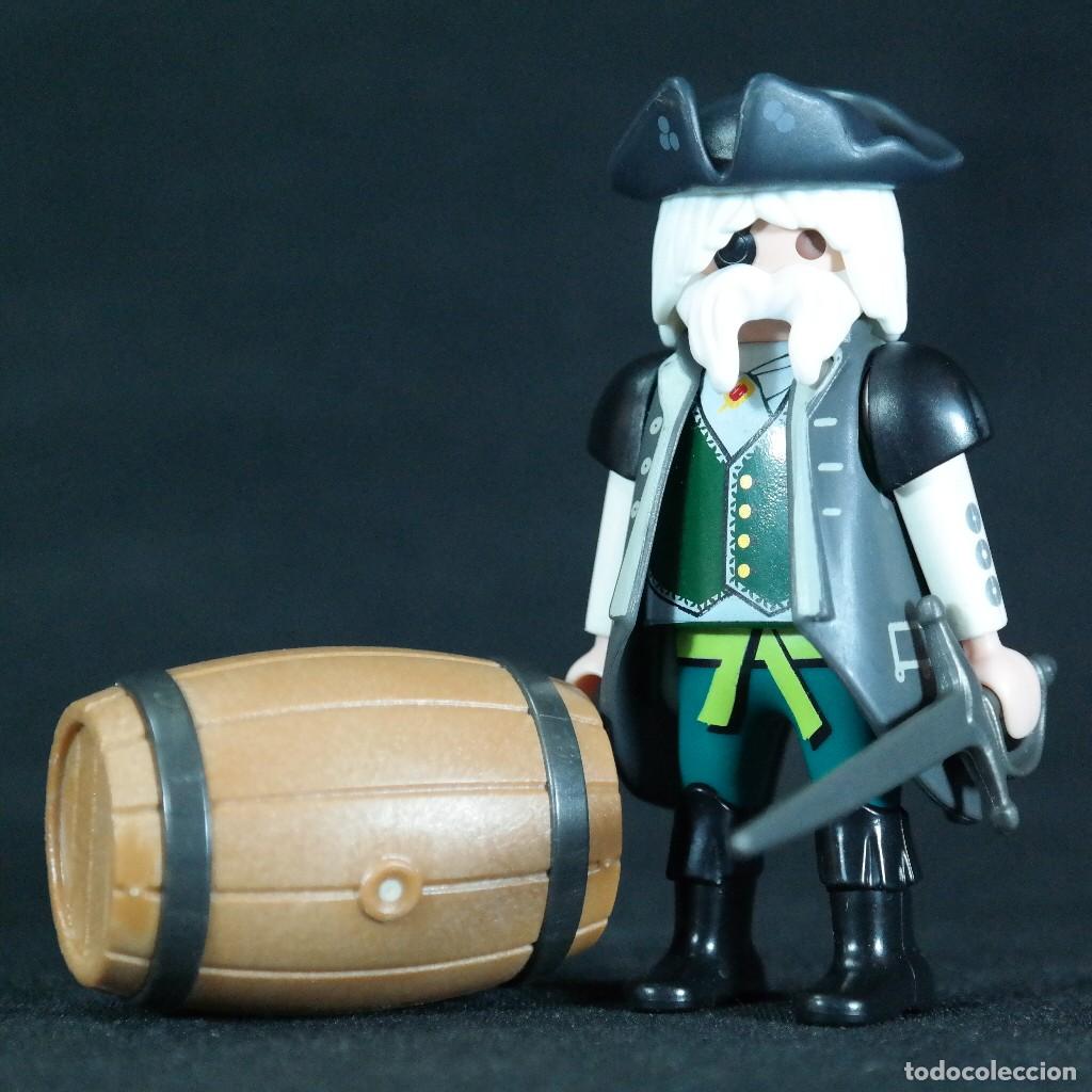 Playmobil: Playmobil pirata con barril ☼