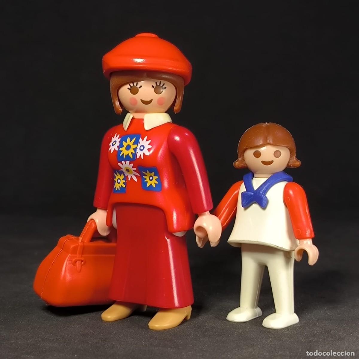 Playmobil: Playmobil mujer con nina ☼