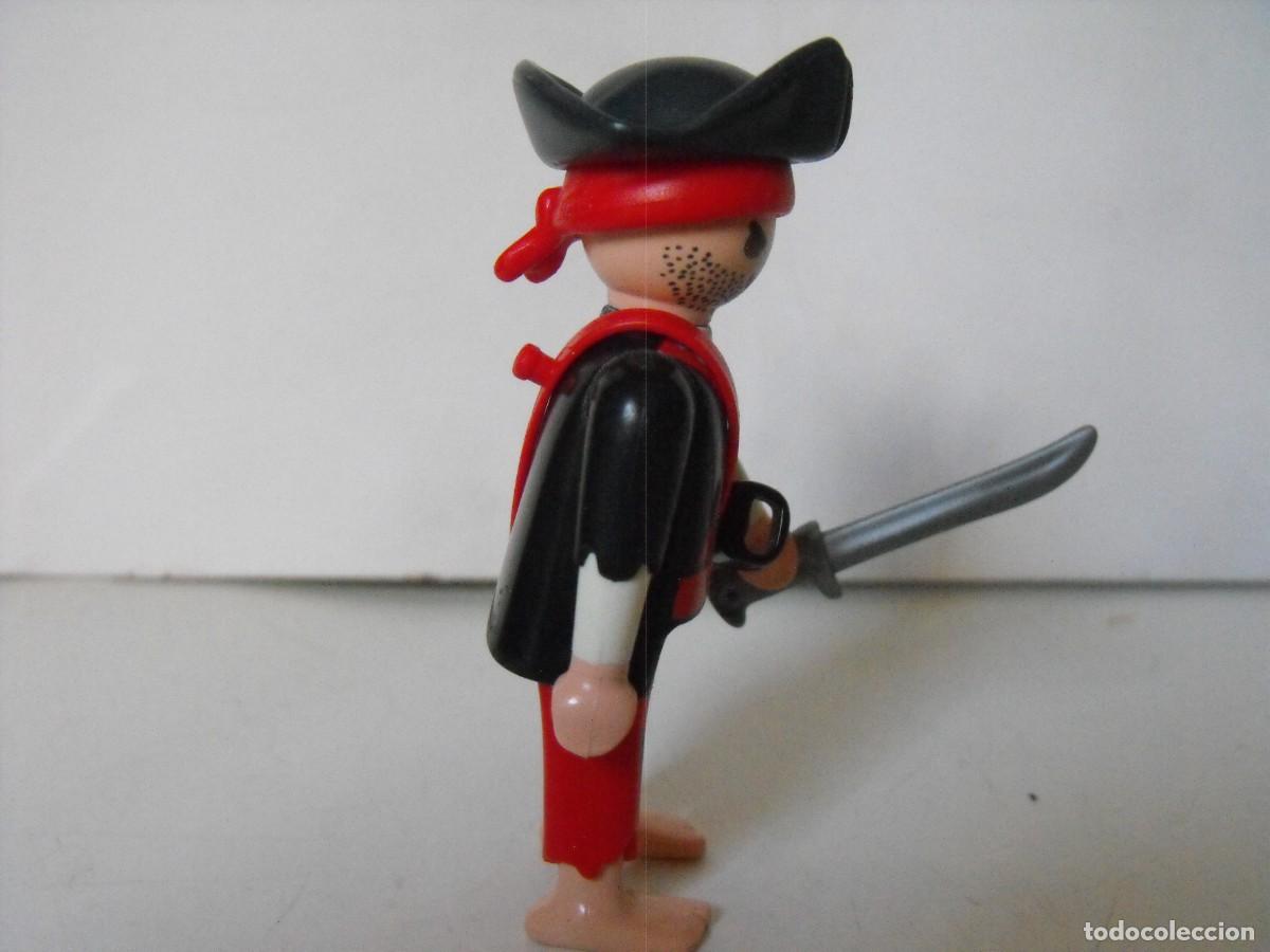 Playmobil: PLAYMOBIL. Figura de pirata. - Foto 2