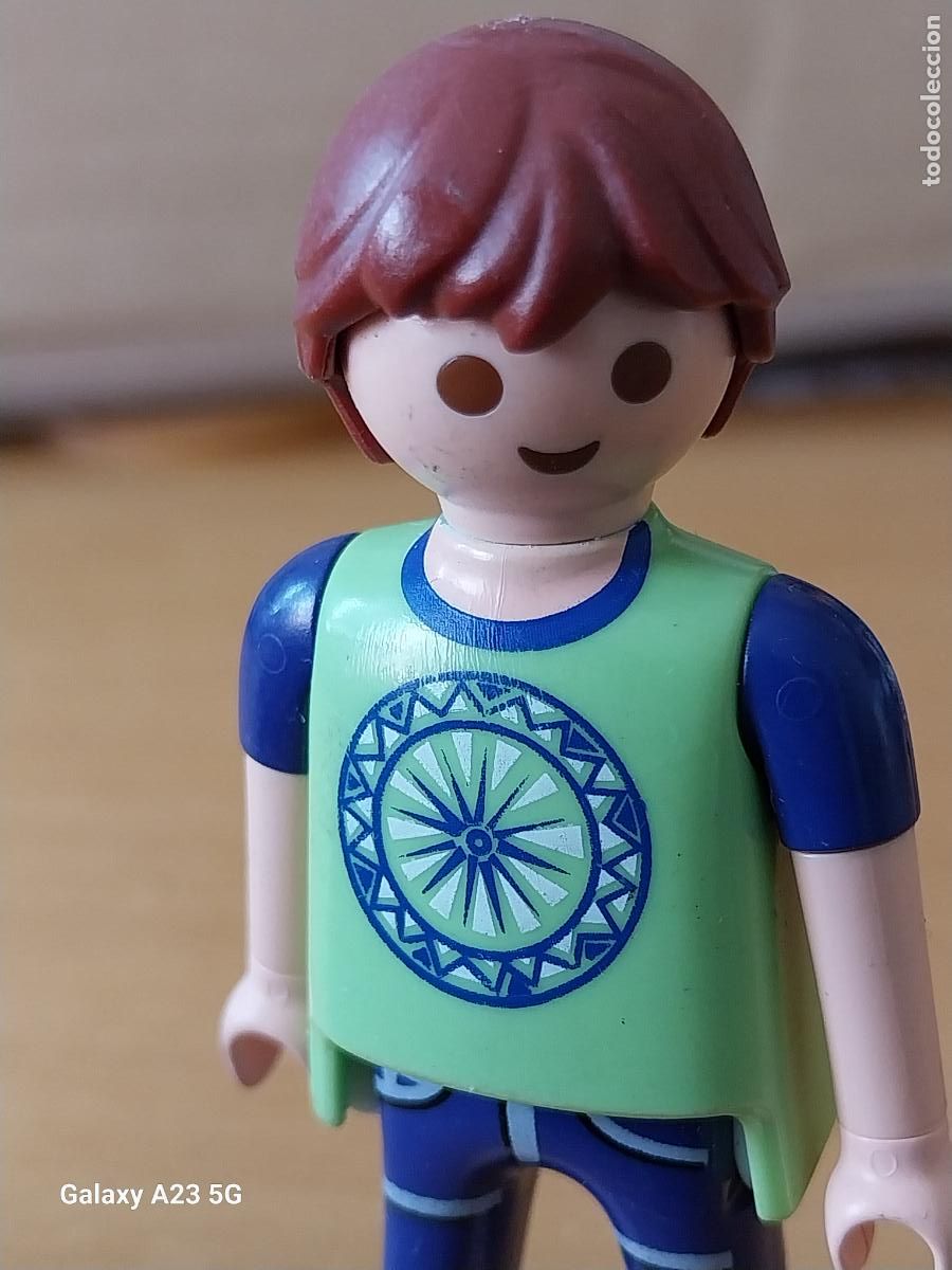 Playmobil: PLAYMOBIL JOVEN PIJAMA RUEDA CAMISA DESCALZO FIGURA JUGADA ORGINAL ***