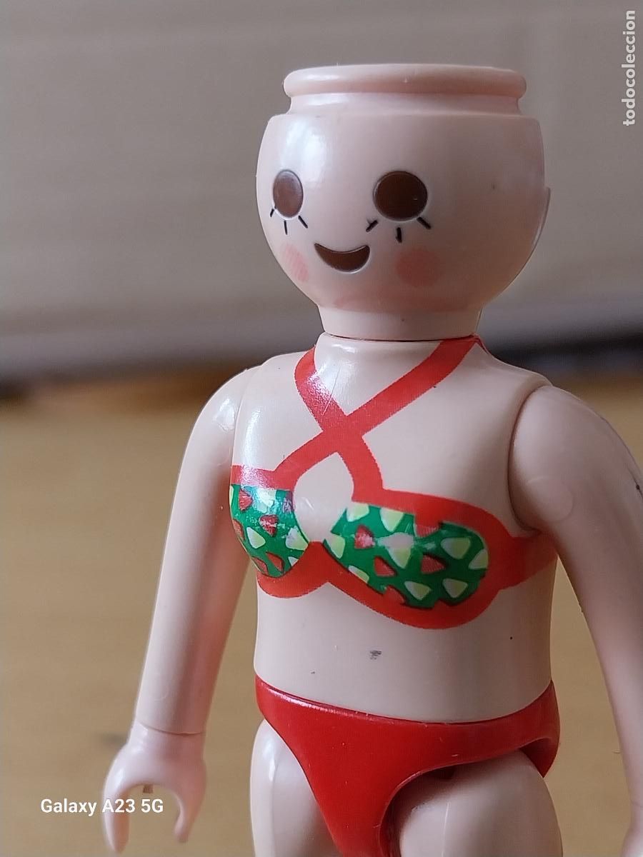 Playmobil: PLAYMOBIL BA&Ntilde;ADOR MUJER SIN PELO JUGADA ORGINAL **