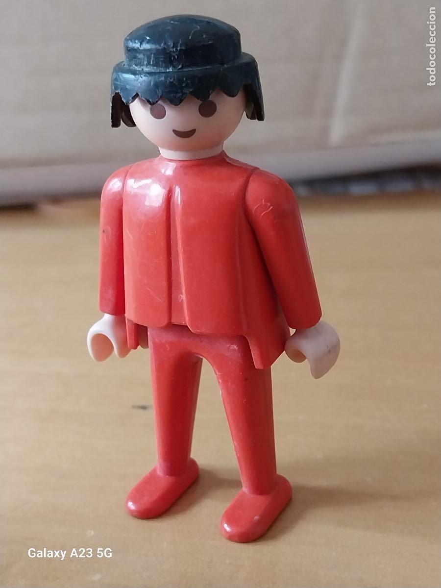 Playmobil: PLAYMOBIL HOMBRE ROJO MANOS M&Oacute;VILES GEOBRA 1974 JUGADA ORGINAL **