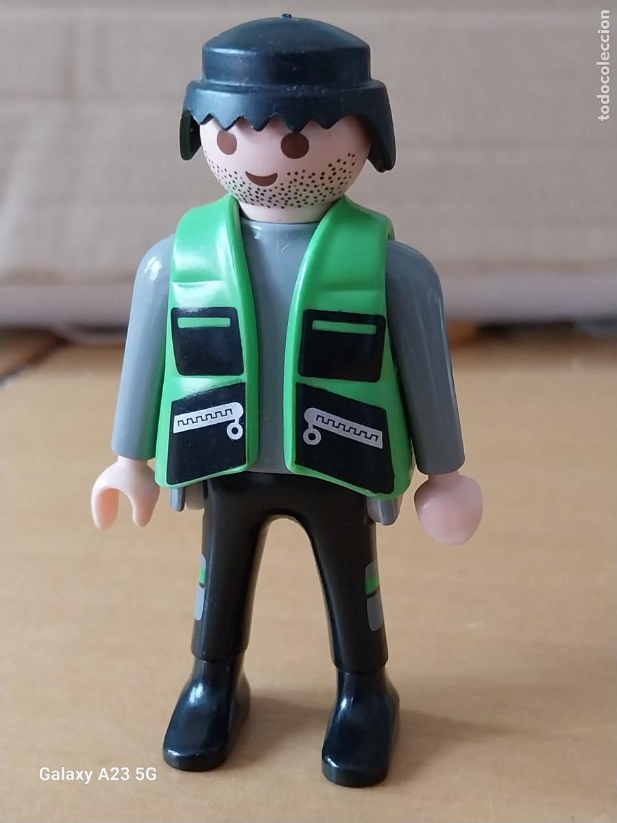Playmobil: PLAYMOBIL MOTORISTA CHALECO VERDE JUGADA ORGINAL **