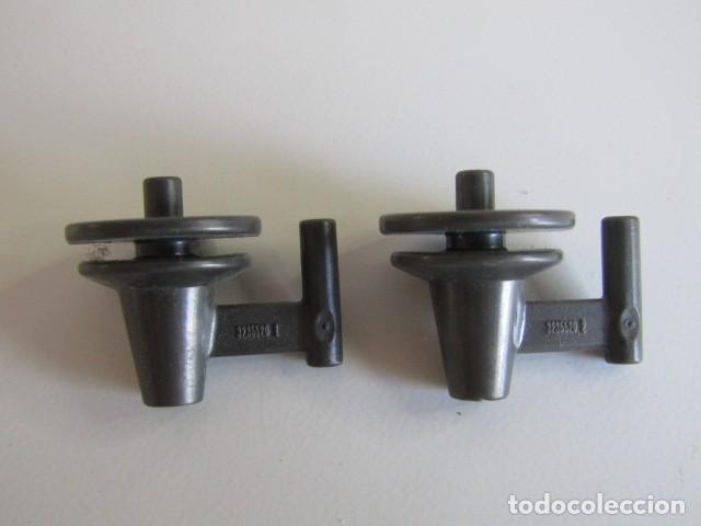 Playmobil: DIFICIL LOTE DE 2 SOPORTES LAMPARAS DE FUEGO ANTORCHAS PAREDES PLAYMOBIL