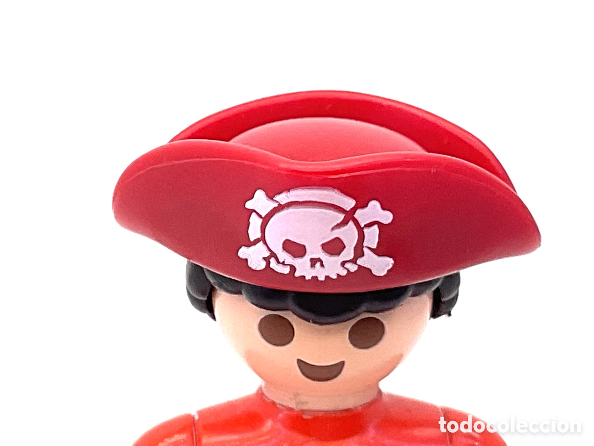 Playmobil: ACCESORIOS PLAYMOBIL. SOMBRERO PIRATA COLO ROJO DECORADO CON CALAVERA.