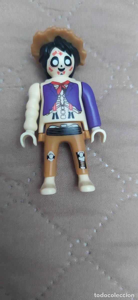 Playmobil: PLAYMOBIL DISNEY PIXAR COCO KINDER SORPRESA