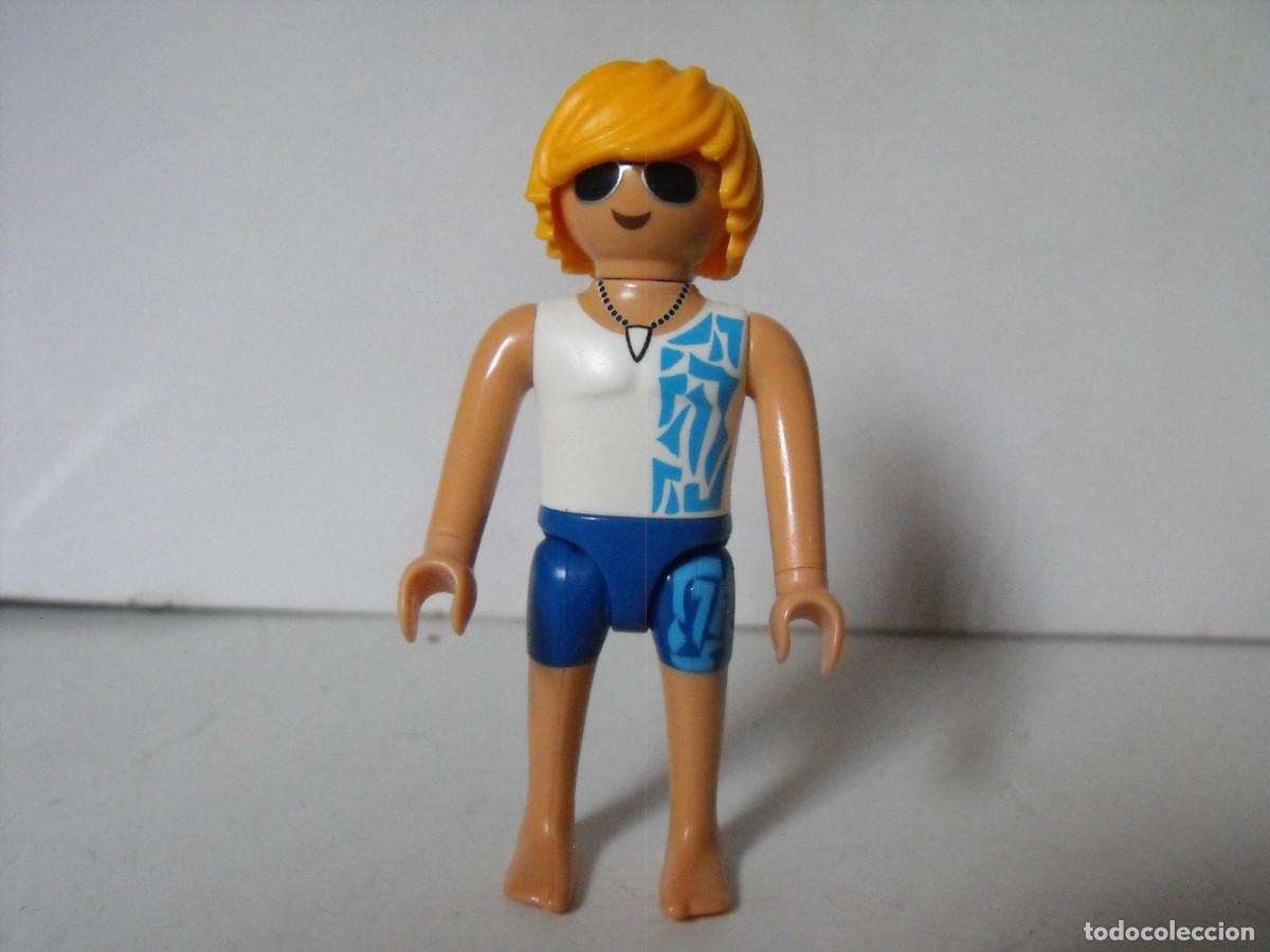 Playmobil: PLAYMOBIL. Figura de hombre surfista.