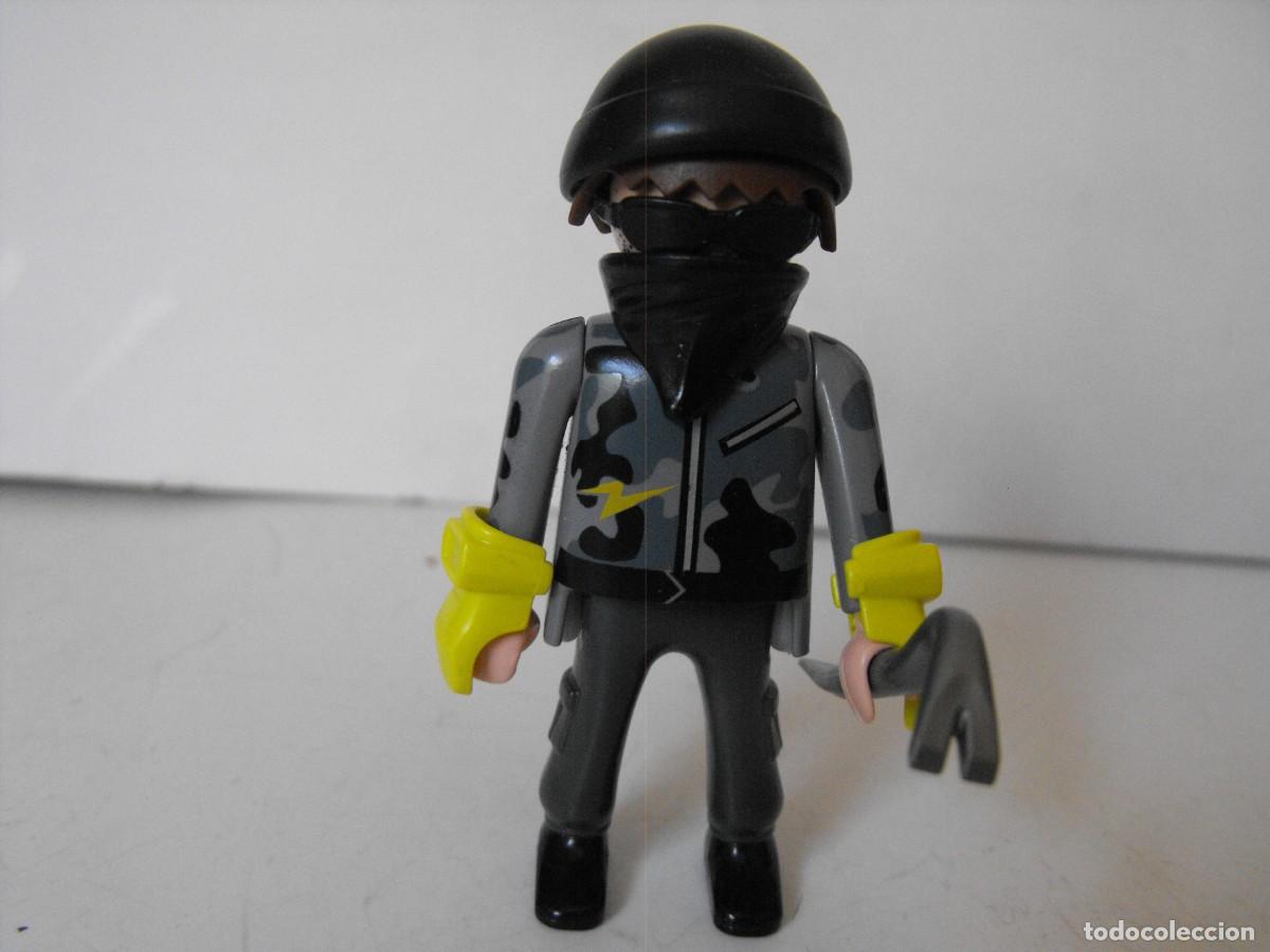 Playmobil: PLAYMOBIL. Figura de ladr&oacute;n.