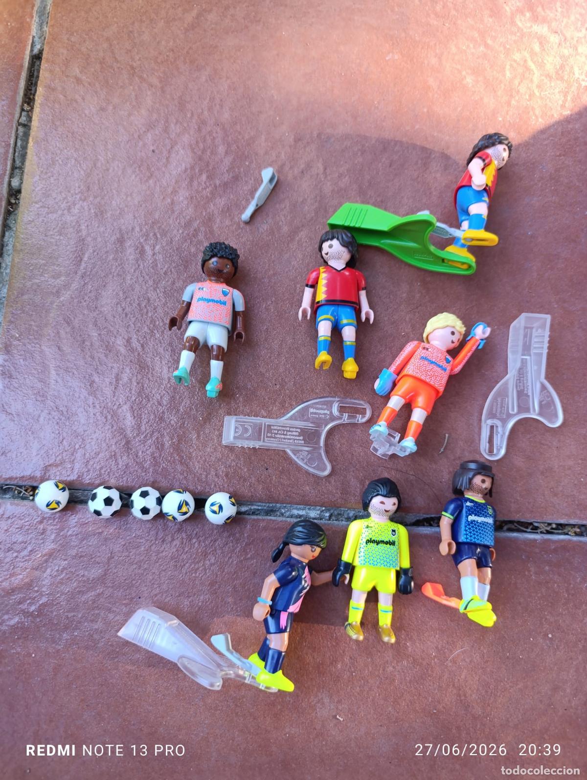 Playmobil: LOTE DE FUTBOL PLAYMOBIL.