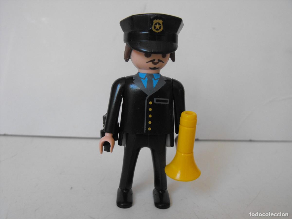 Playmobil: PLAYMOBIL. Figura de policia.