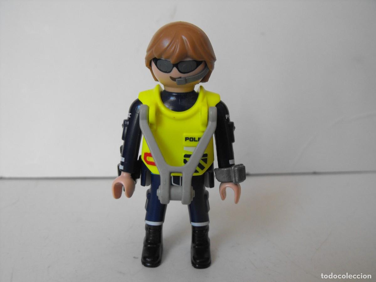 Playmobil: PLAYMOBIL. Figura de policia.
