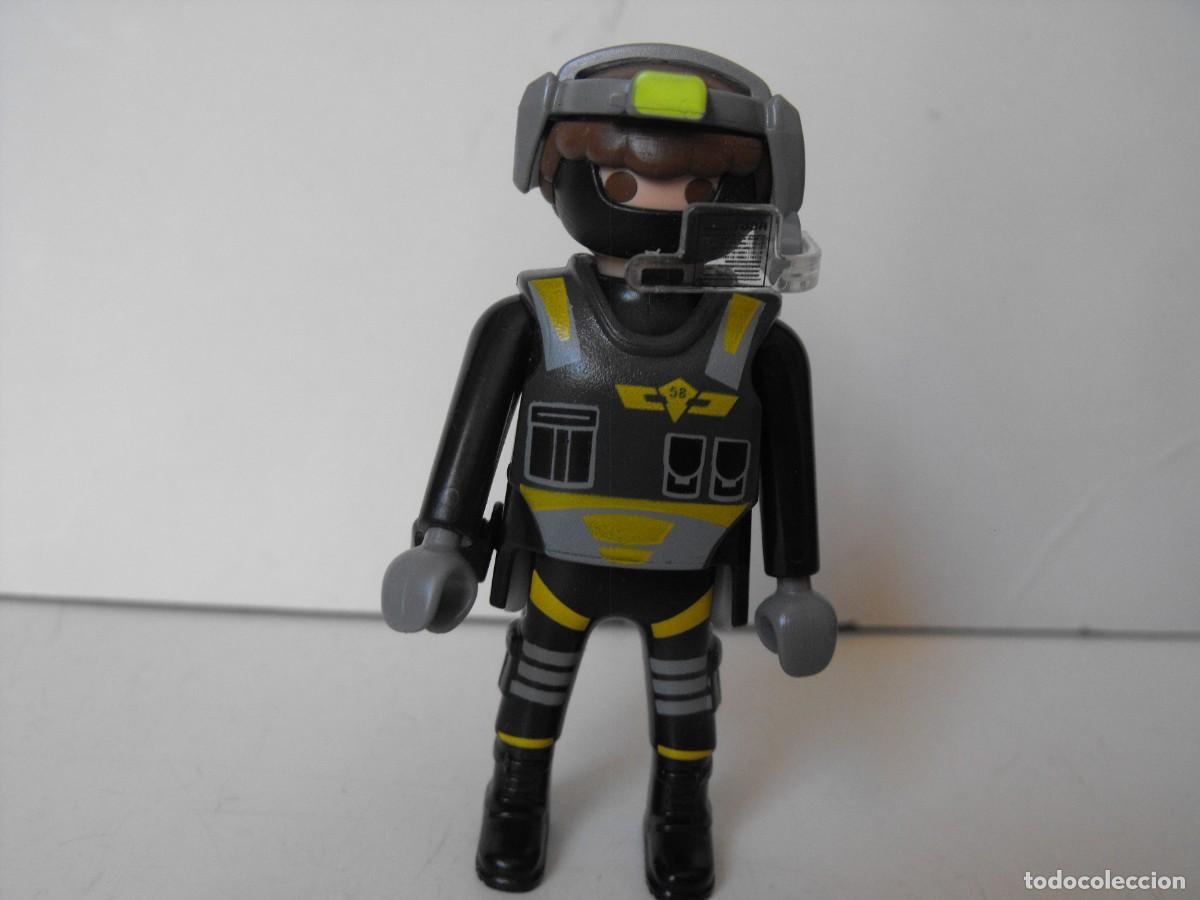 Playmobil: PLAYMOBIL. Figura de policia.