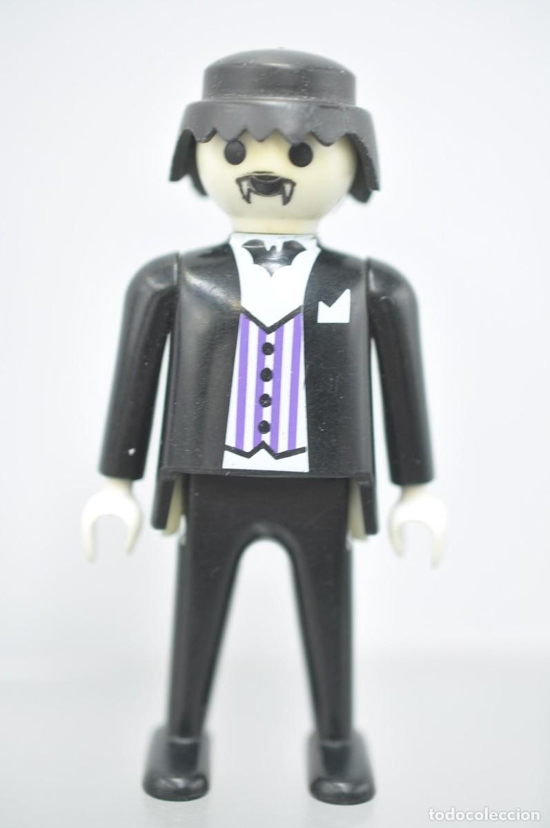 Playmobil: wsk105 Playmobil, figura hombre, dr&aacute;cula