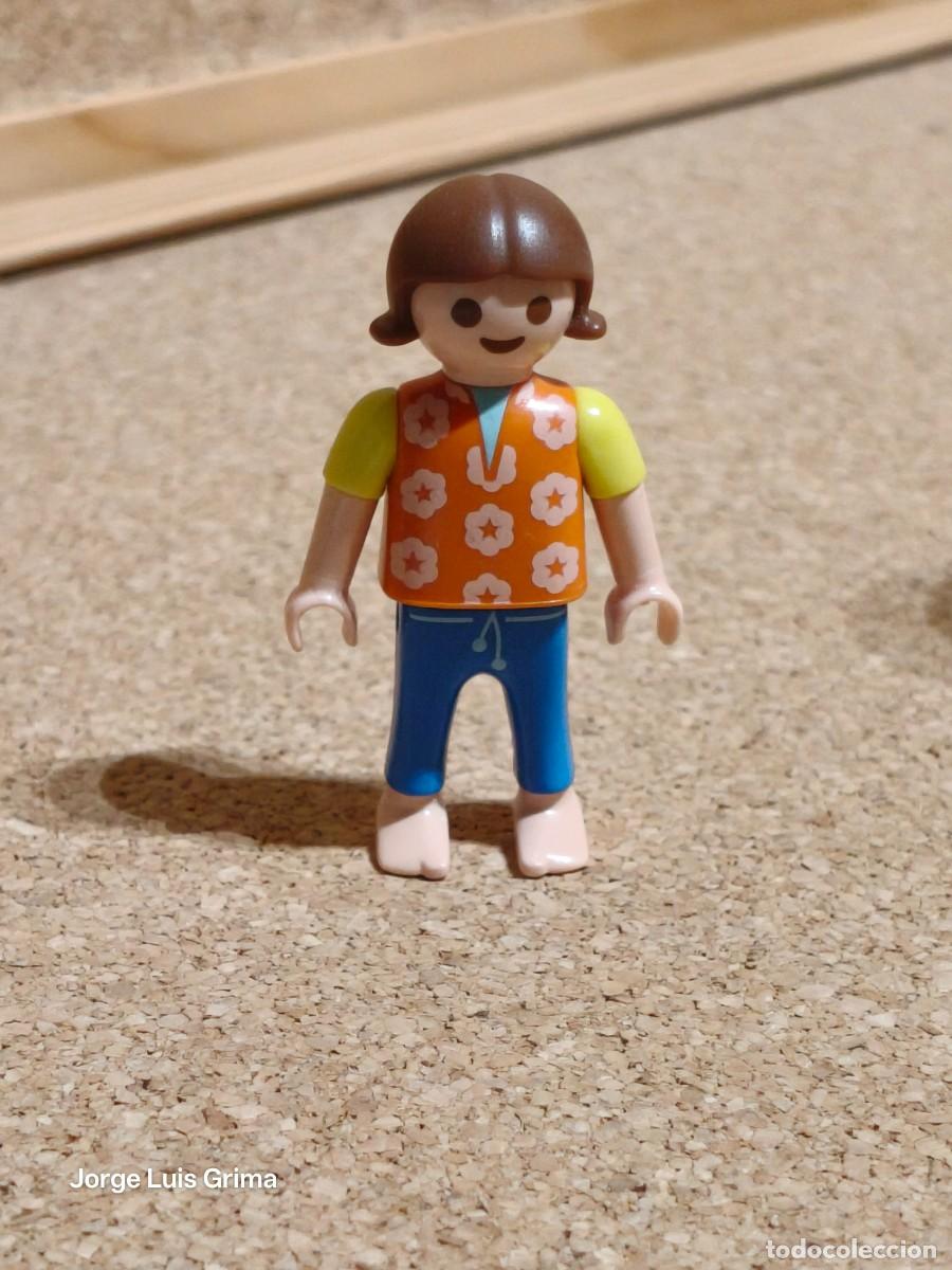 Playmobil: PLAYMOBIL FIGURA NI&Ntilde;A REF 30112240 SETS 5333