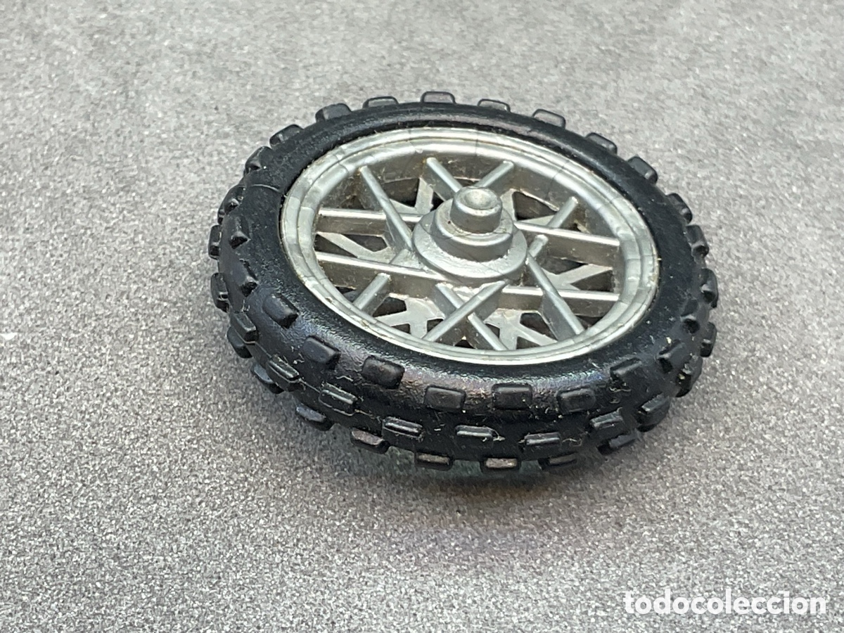 Playmobil: ACCESORIO PLAYMOBIL. RUEDA DE MOTOCICLETA. DIAMETRO 2,7 CENTIMETROS