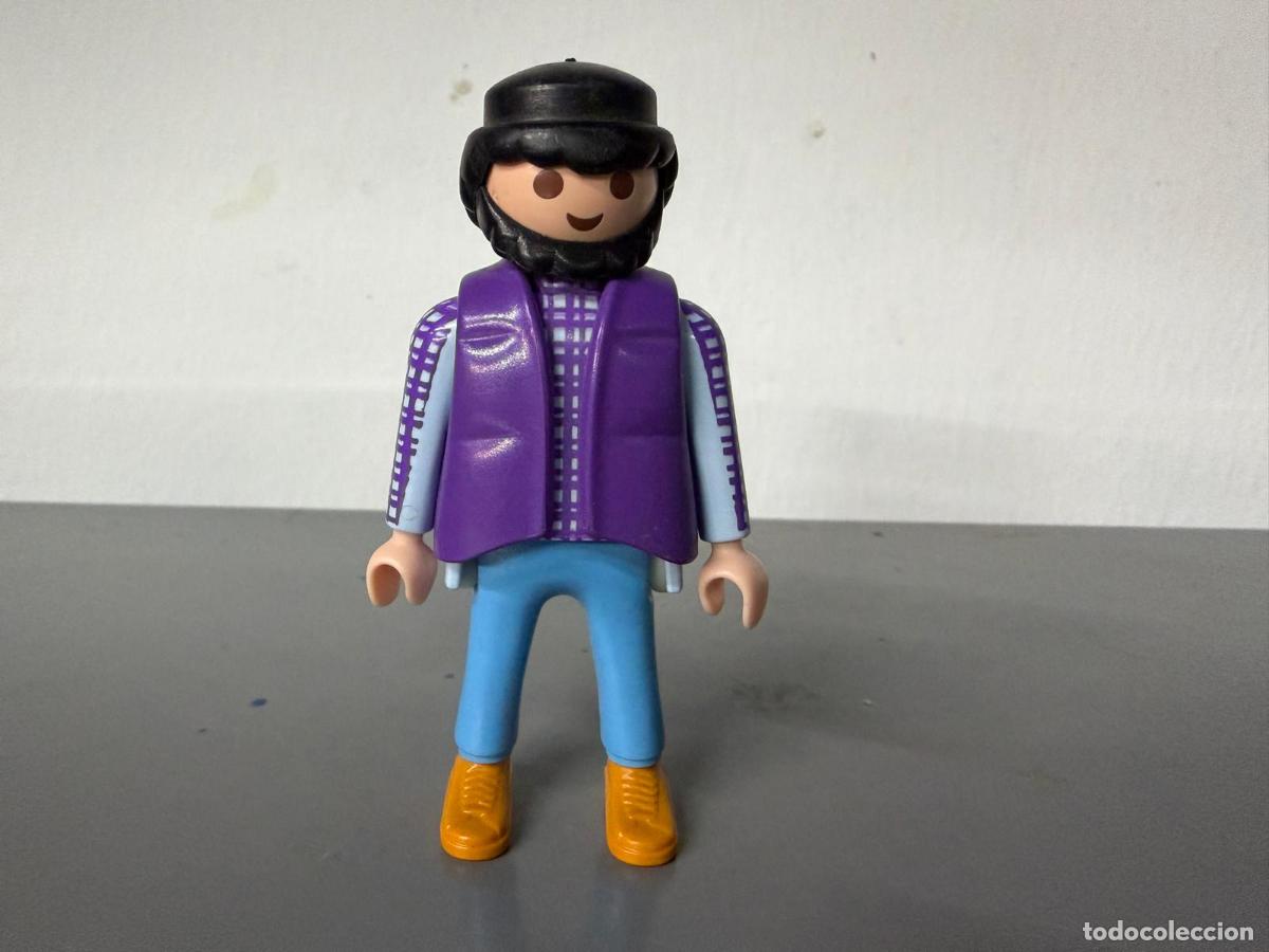Playmobil: PLAYMOBIL FIGURA HOMBRE CHALECO MORADO Y BARBA CIUDAD -MIX28
