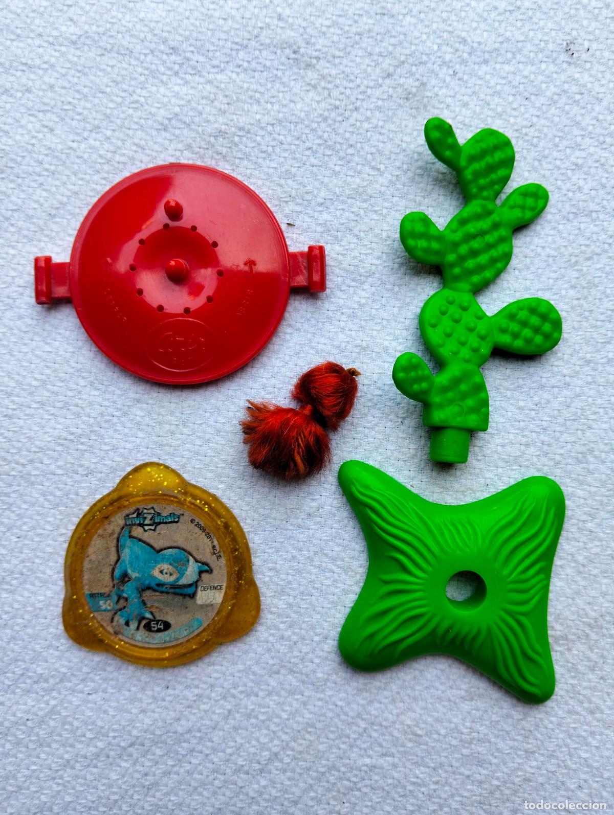 Playmobil: Lote juguetes peque&ntilde;os piezas de playmobil cactus tazo invizimals pelo tapa de olla antigua