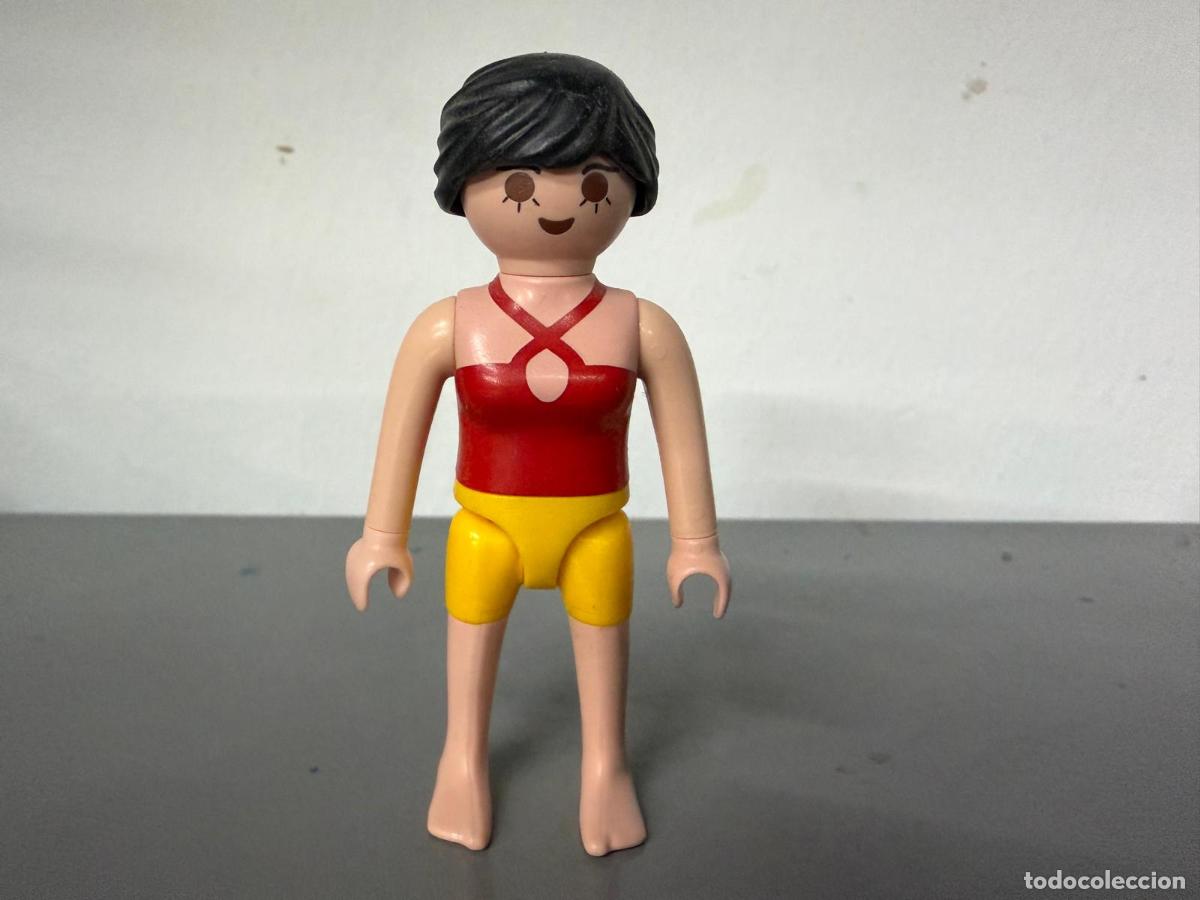 Playmobil: PLAYMOBIL FIGURA MUJER BIKINI PLAYA CIUDAD BIKINI ROJO -MIX28