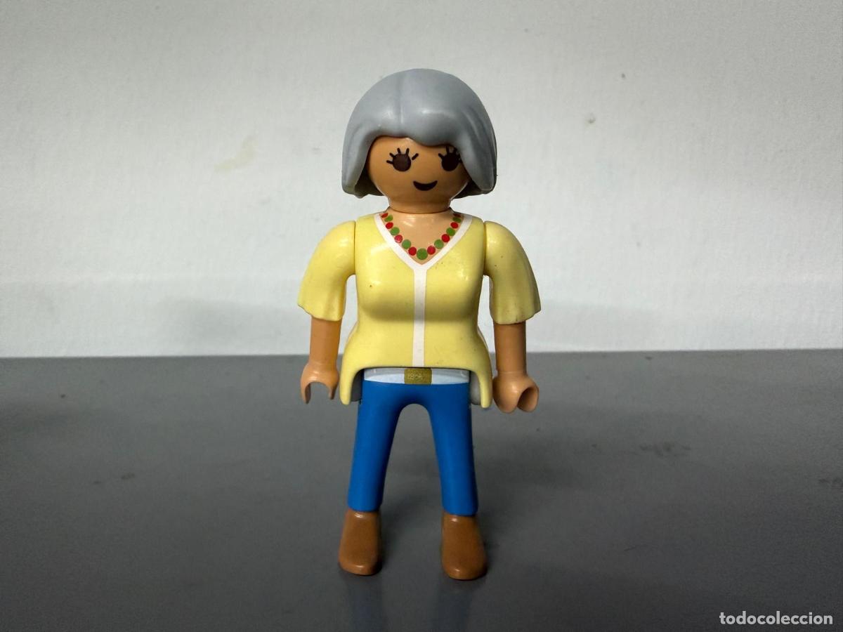 Playmobil: PLAYMOBIL FIGURA ANCIANA JEANS CIUDAD PELO GRIS ABUELA -MIX28