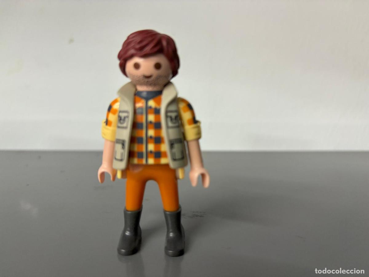 Playmobil: PLAYMOBIL FIGURA HOMBRE CIUDAD CON CHALECO CAMISA CUADROS -MIX28