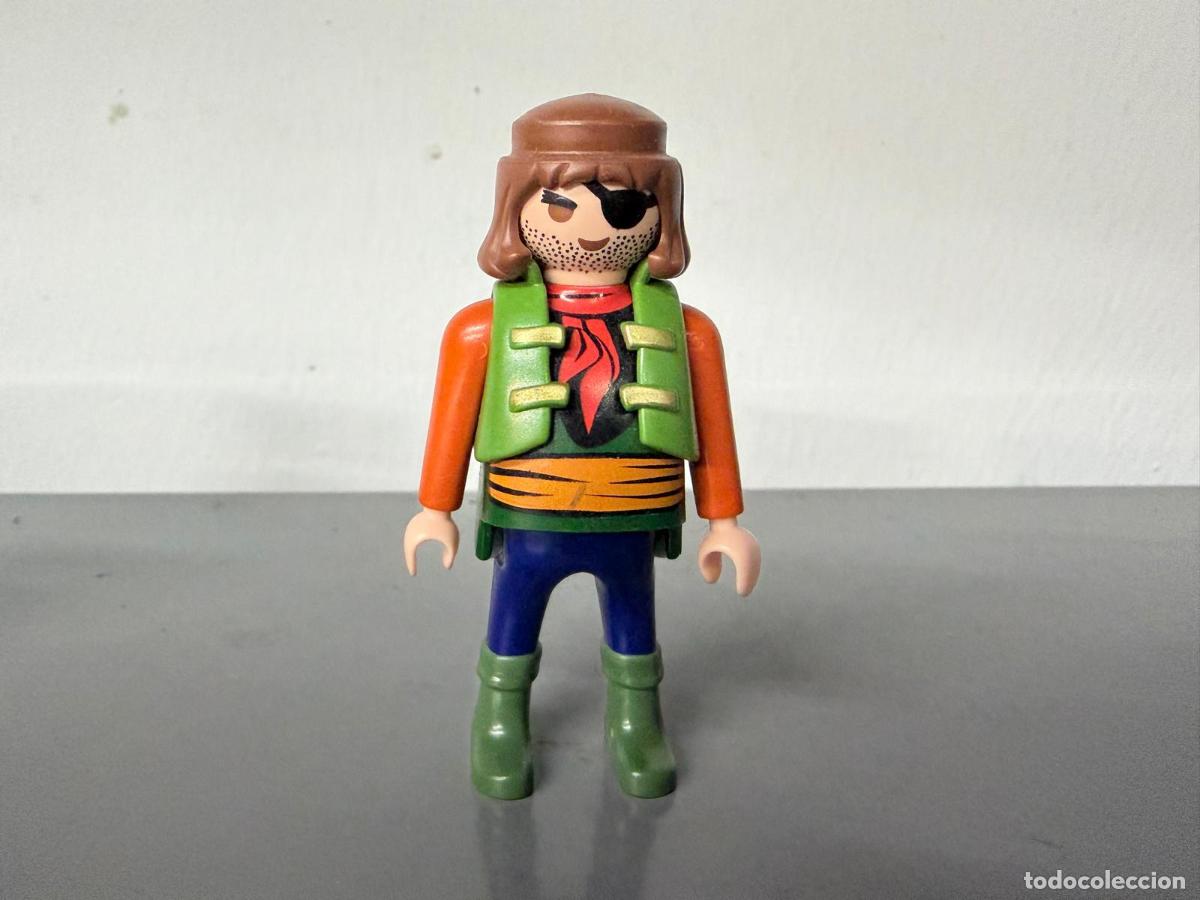 Playmobil: PLAYMOBIL FIGURA PIRATA CON CHALECO TUERTO -MIX28