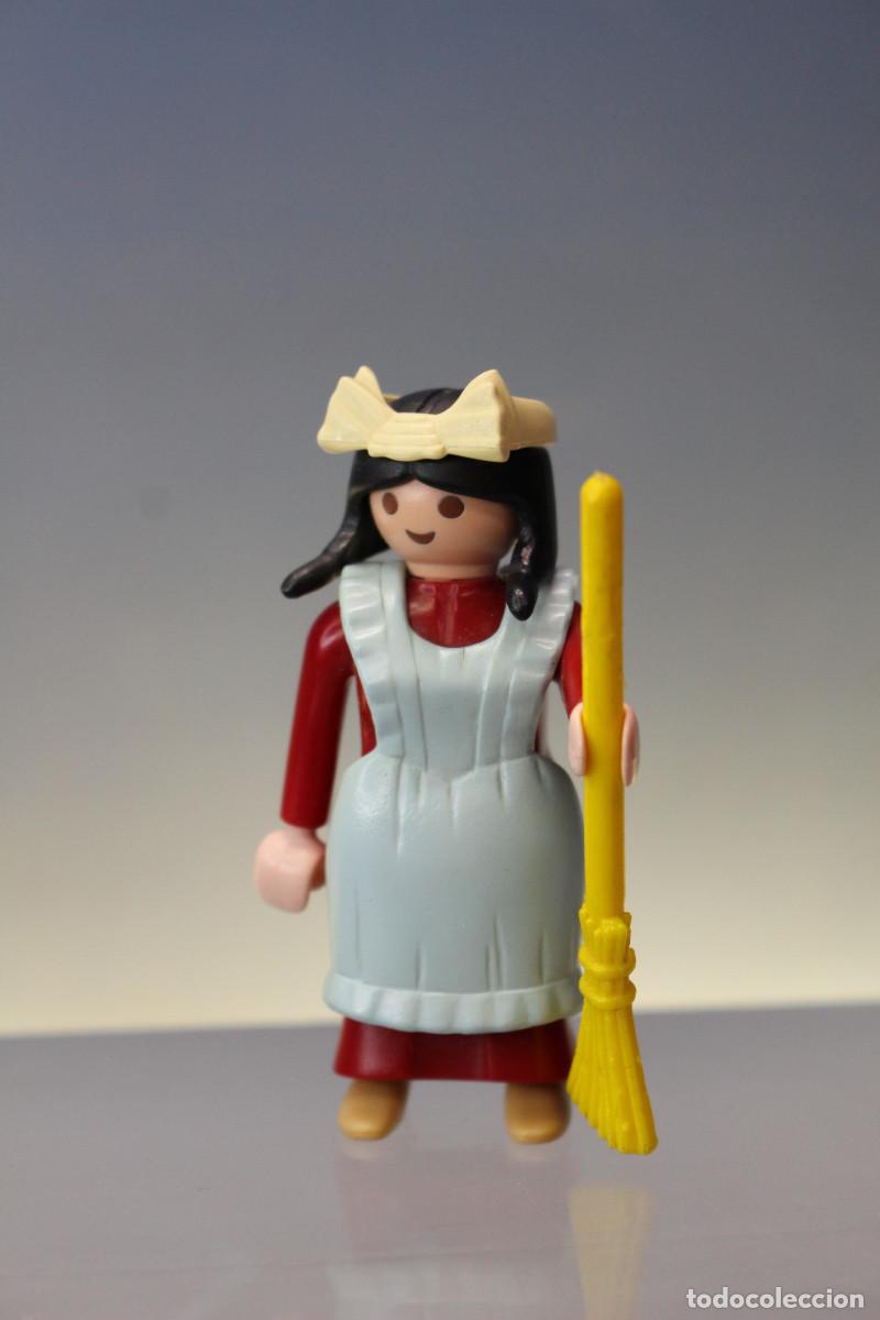 Playmobil: Playmobil criada, sirvienta victoriana 1982. Geobra.