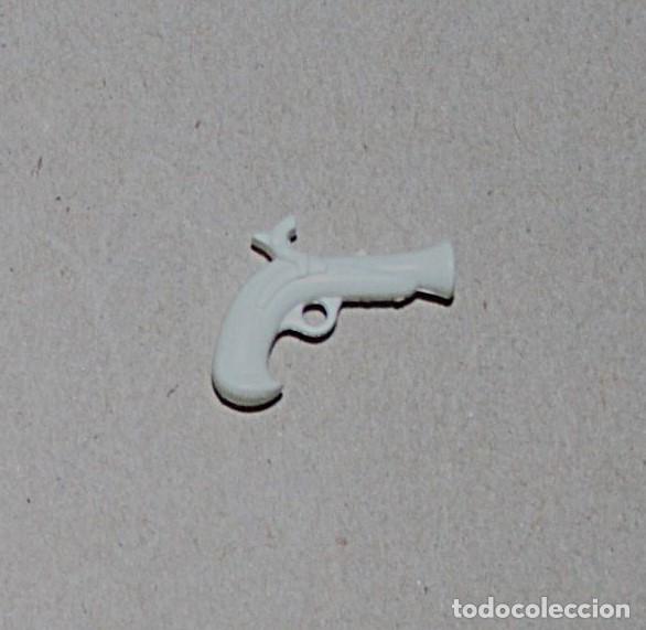Playmobil: Playmobil 3657 Antigua Pistola Pirata Color Blanco Tripulante Corsario arma medieval