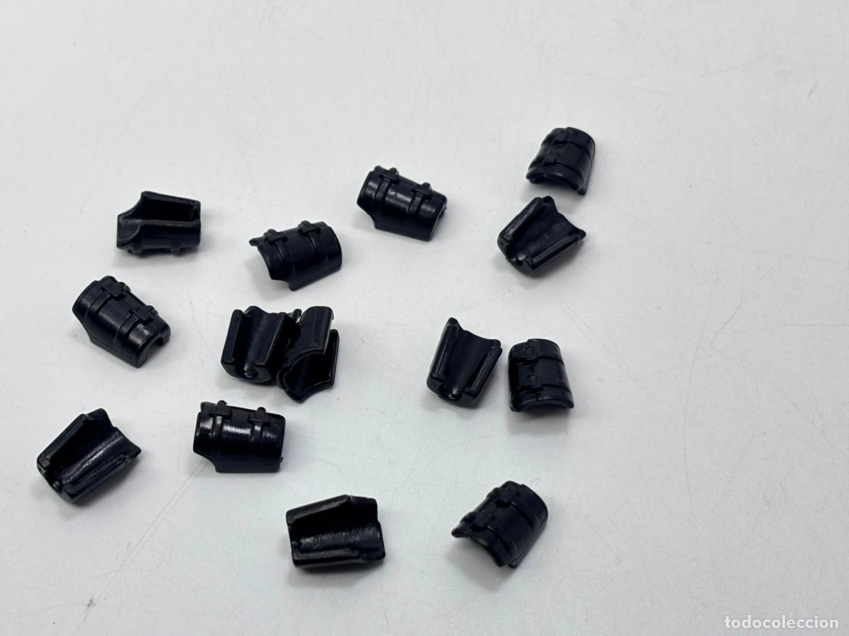 Playmobil: Playmobil lote mu&ntilde;equera soldado negra