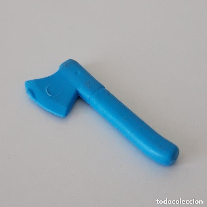 Playmobil: PLAYMOBIL HACHA AZUL CLARO MODELO 1&ordf; &Eacute;POCA GRANJA 4490