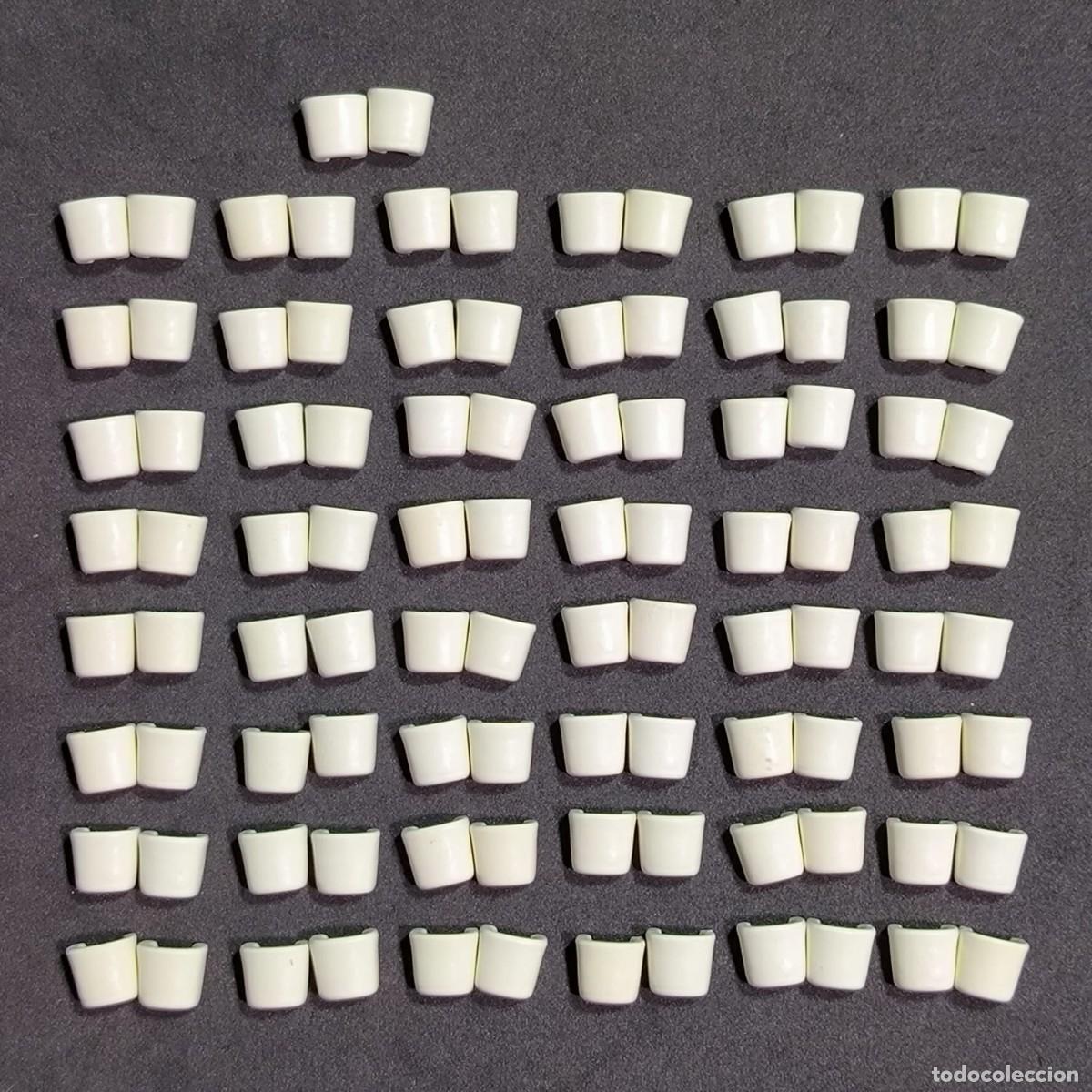 Playmobil: Playmobil pu&ntilde;os altos totalmente blancos en excelente estado ☼