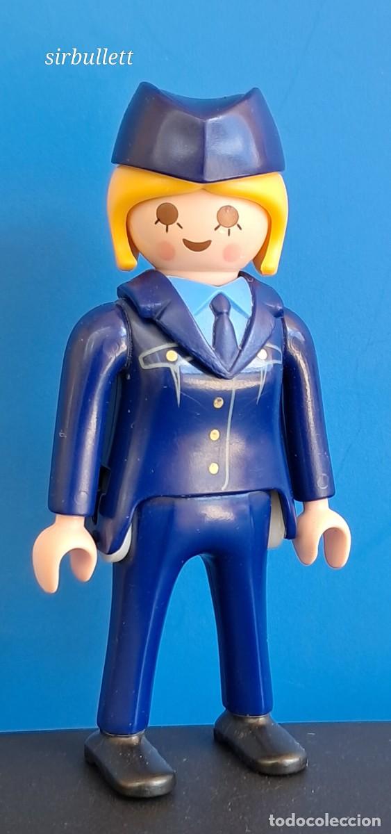 Playmobil: Figura mujer auxiliar de vuelo, Piloto. Playmobil