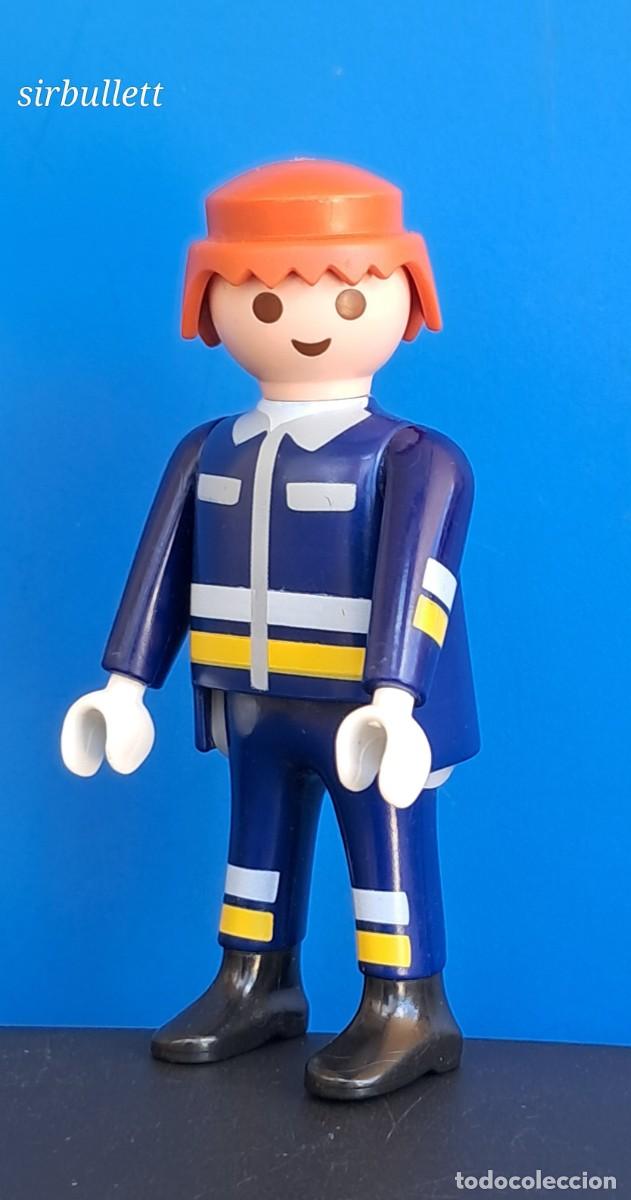 Playmobil: Figura bombero manos blancas. Playmobil