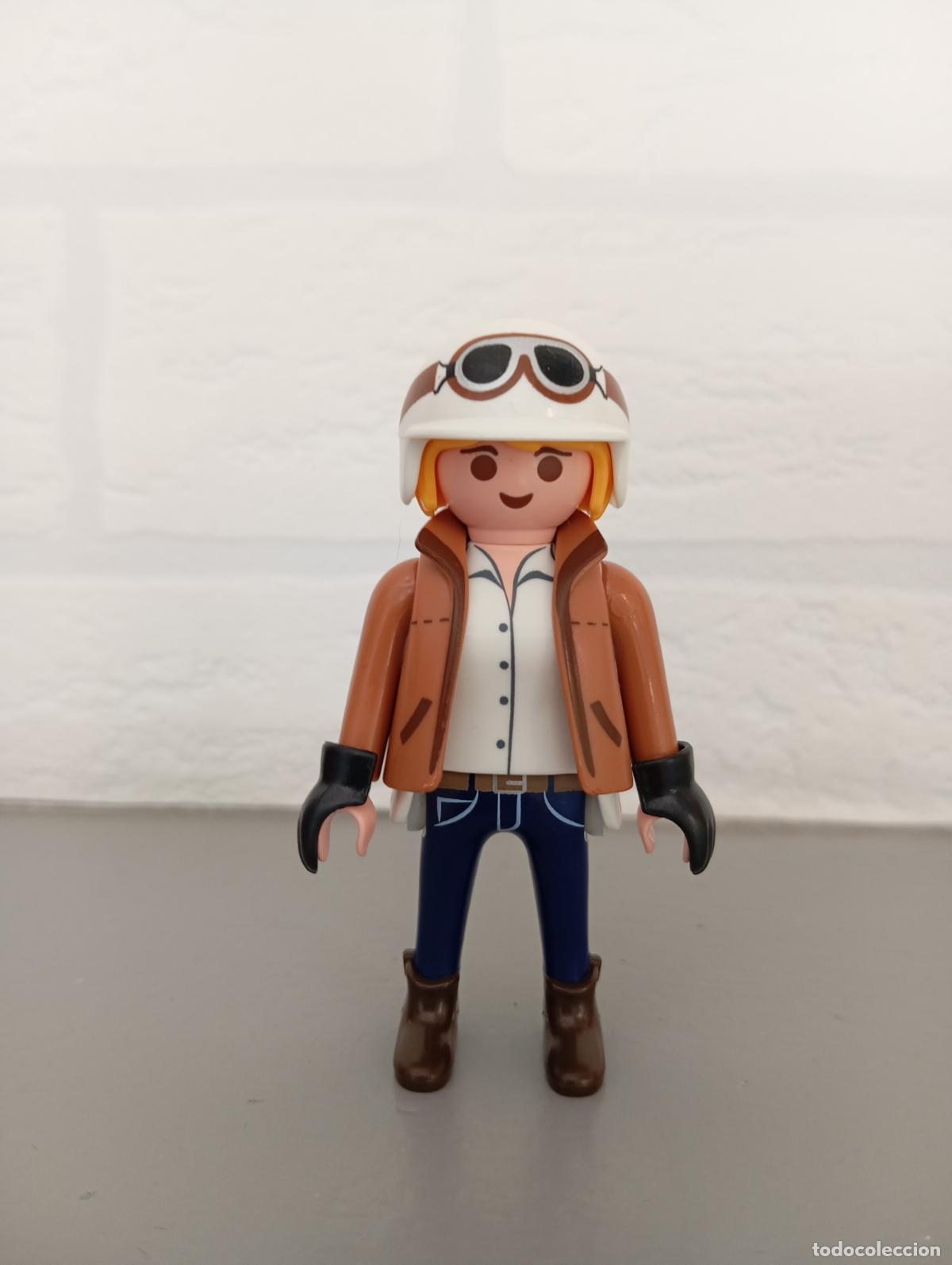 Playmobil: Playmobil Figura con accesorios. Mujer Vespa