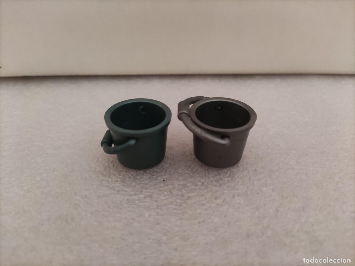 Playmobil: (B) 2 Cubos con asa color gris, azulado Playmobil