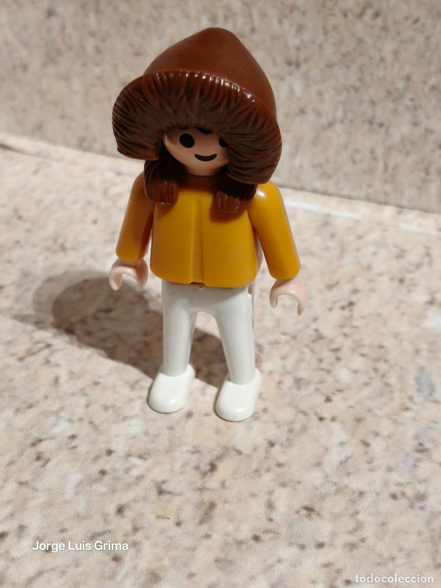 Playmobil: PLAYMOBIL FIGURA NI&Ntilde;O ESQUIMAL SETS 3645