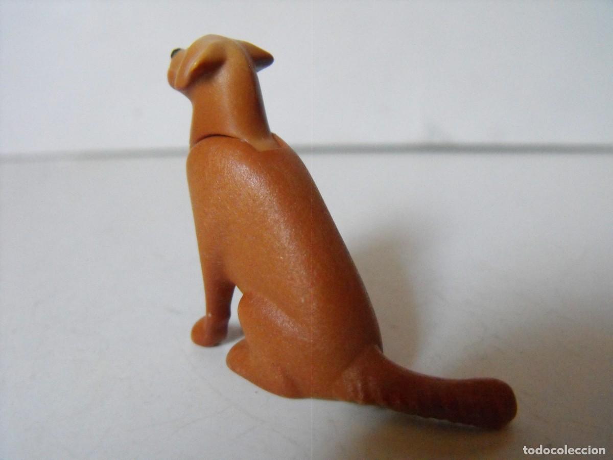 Playmobil: PLAYMOBIL. Figura de perro sentado. - Foto 2