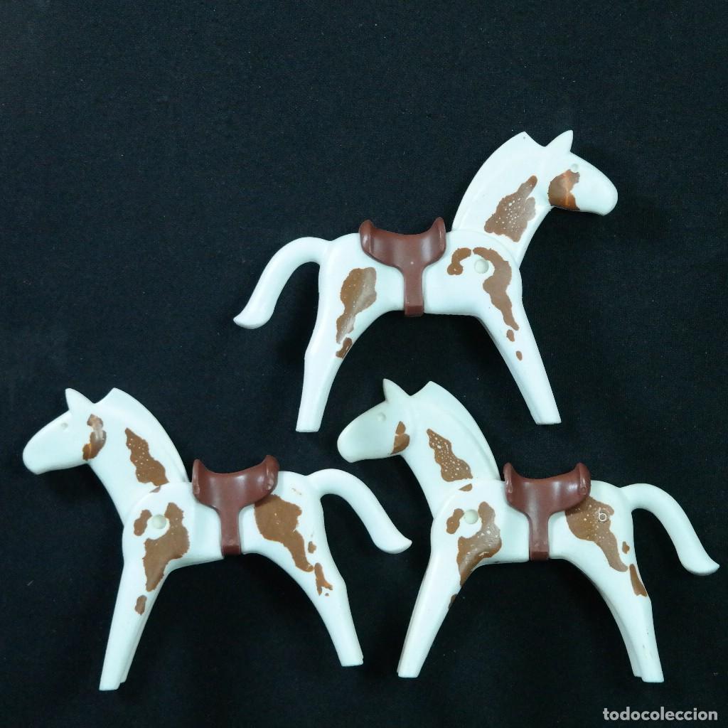 Playmobil: Playmobil 3 caballos con manchas☼
